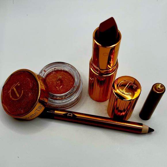 Charlotte Tilbury LIP CHEAT
WALK OF NO SHAME &CHARLOTTE'S JEWEL POTS
PILLOW TALK - Picture 1 of 8